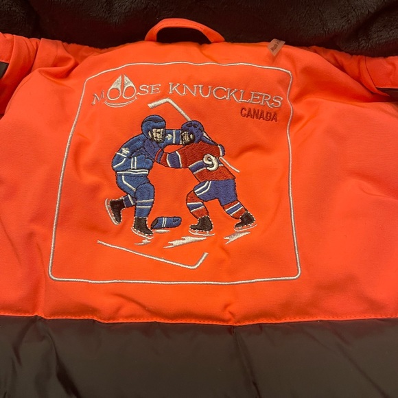 Moose Knuckles Unisex Parka - Picture 9 of 12